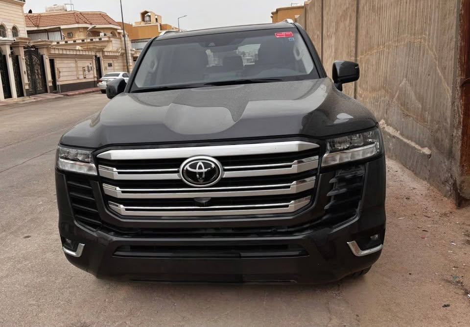 Toyota Land Cruiser: The King of SUVs