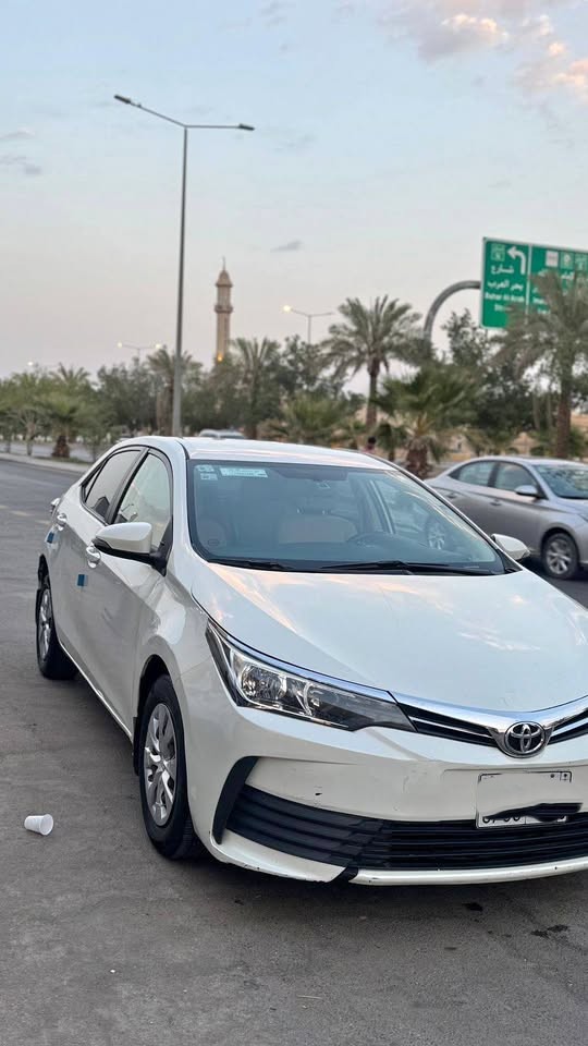 Toyota Corolla: Simple, Strong, and Long-Lasting