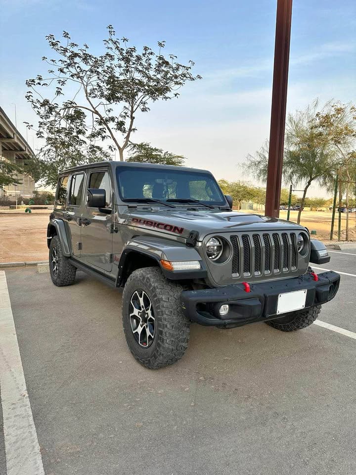 Jeep Wrangler: The Ultimate Desert SUV