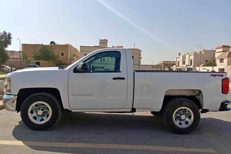 Chevrolet Silverado A Powerful Pickup Built for Real Work and Everyday Comfort
